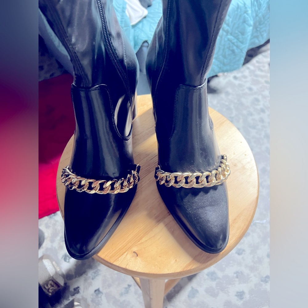 Cuban boots